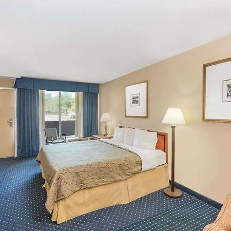 Knights Inn Overland Park Mission Kültér fotó